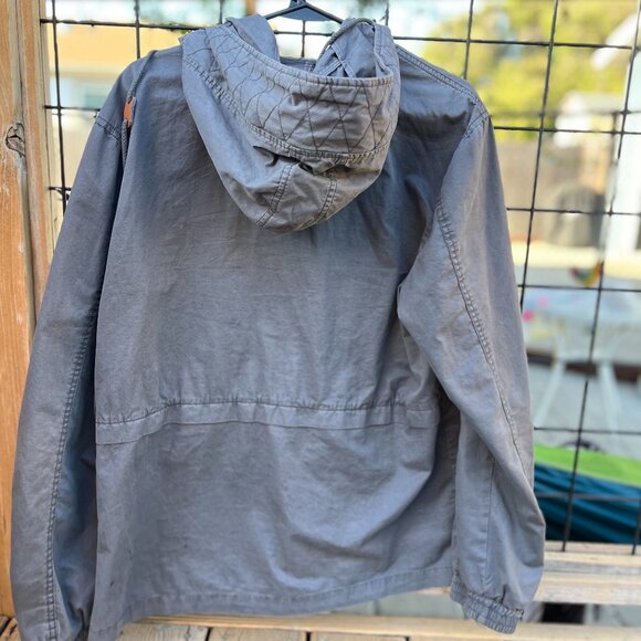 Bleecker & Broad Hayes Lightweight Grey Parka Jacket – Hooded • Full-Zip - Picture 2 of 3